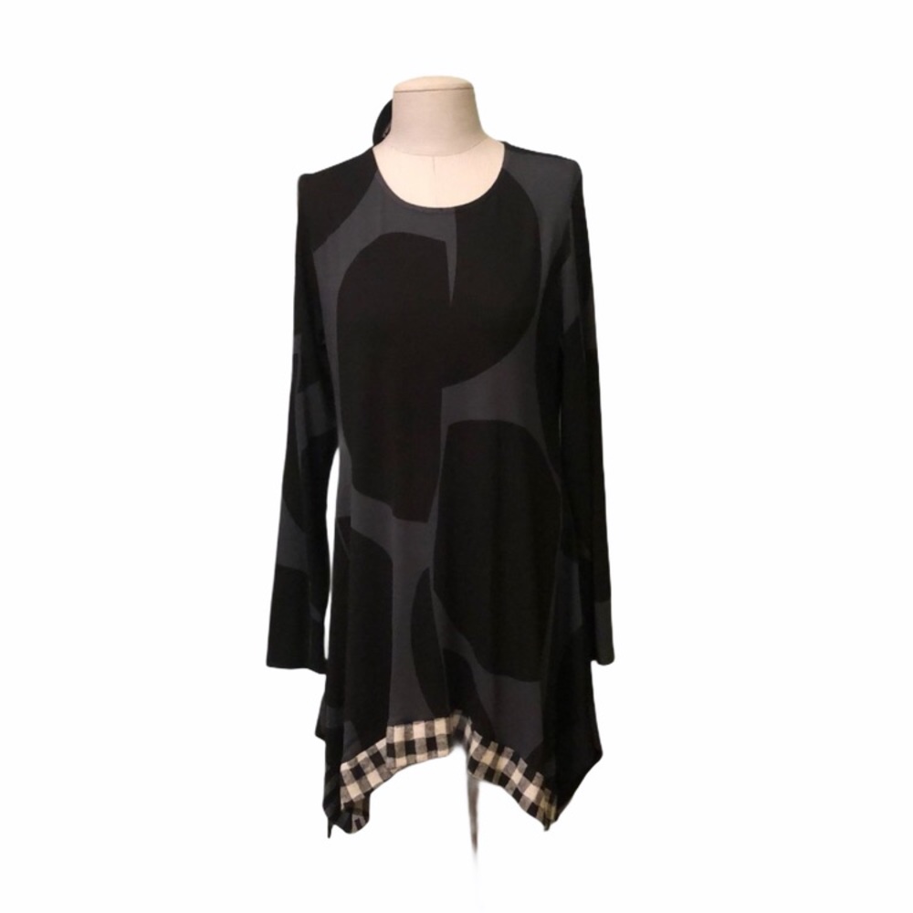 Alembika black/gray tunic size: US 10